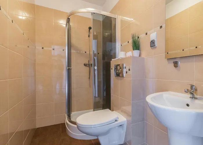 Baltik Park ベッド・アンド・ブレックファスト 3*