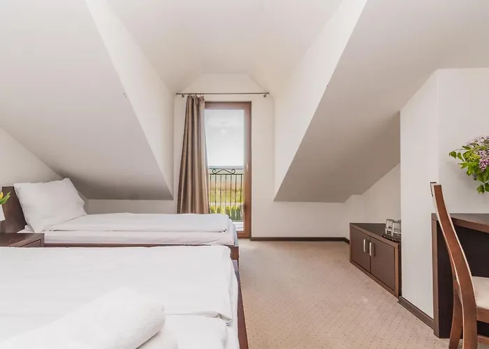 Baltik Park ベッド・アンド・ブレックファスト 3*