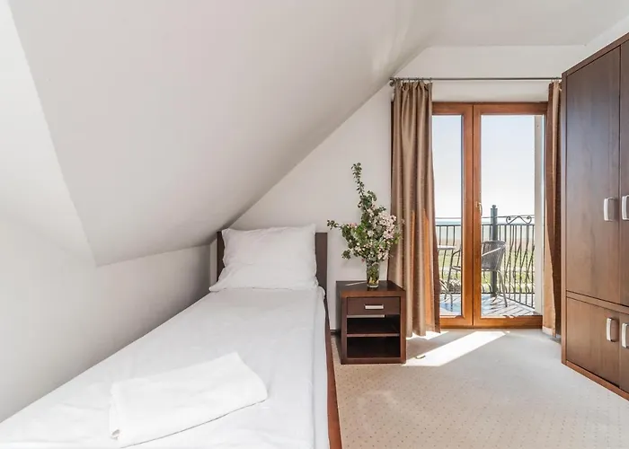 Baltik Park ベッド・アンド・ブレックファスト 3*